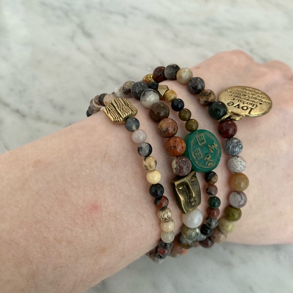 🔸NWT🔸 Natural Fossil Coral Gemstone Beaded Bracelet Set - Picture 9 of 16